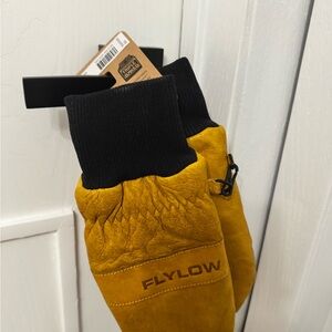 Flylow Yellow Leather Men's Gloves